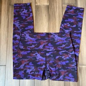 Camo Lululemon full on luon 25” wunder under
